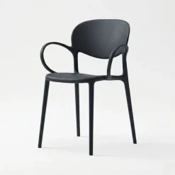 Sedia impilabile con braccioli Abby - Connubia